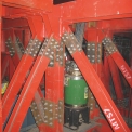 Provizorní příhradové konstrukce PPK, uzel s hydraulickým lisem