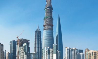 V Číně dokončili základní konstrukci nejvyšší budovy