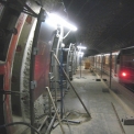 Úroveň nástupiště – levý staniční tunel v době opravy a rekonstrukce stanice