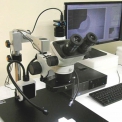 Obr. 3a – Stereomikroskop s vyhodnocovacím softwarem