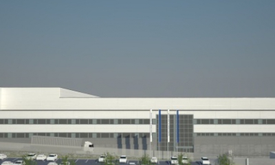 CBRE: Výrobní hala Simoldes Plasticos u Kvasin je již pod střechou. Nový investor také již hledá první zaměstnance.