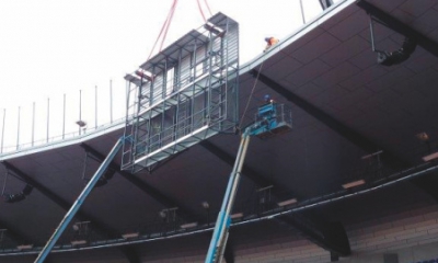 Montáž ocelové konstrukce – II. etapa. Rekonstrukce Městského stadionu v Ostravě