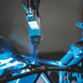 Obr. 2 – 98 % svarových spojů na motocyklovém rámu vyráběném v podniku WP, zajišťují roboti. (zdroj: Fronius)