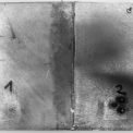 Obr. 5 – Nepřebroušená zadní strana vzorku I provedeného ze dvou ocelí různých jakostních tříd, vlevo S355, vpravo S235