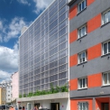 Obr. 6 – Kompletní opláštění parkovacího domu v Brně