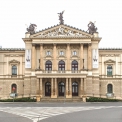Budova Státní opery (foto: Jakub Fulín)