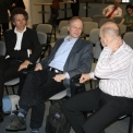 René Zieglera (uprostřed) z vídeňské inženýrské kanceláře Waagner Biro Stahlbau. Dalším významným zahraničním hostem byl Helmut Pottmann z vídeňské Technické univerzity.(vlevo)