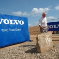Poklepání základního kamene nového Volvo Truck Centra v Hradci Králové