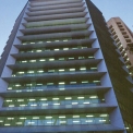 Brisbane – Austrálie Projekt: kancelářský komplex Rok: 2003 Architekt: Bligh Voller Nield Výrobek: Interpon D3000 Nalakované profily výplňových zdí.