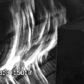 Obr. 3 – 32 minúta experimentu – plameňové horenie v trvaní cca päť minút (nastalo samovoľné uhasnutie plameňov pri súčasnom pôsobení tepelného zdroja)