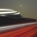 Noční pohled na galerii Grand Prix z dálnice D1